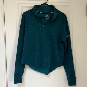 Nike dry fit pullover Women’s medium